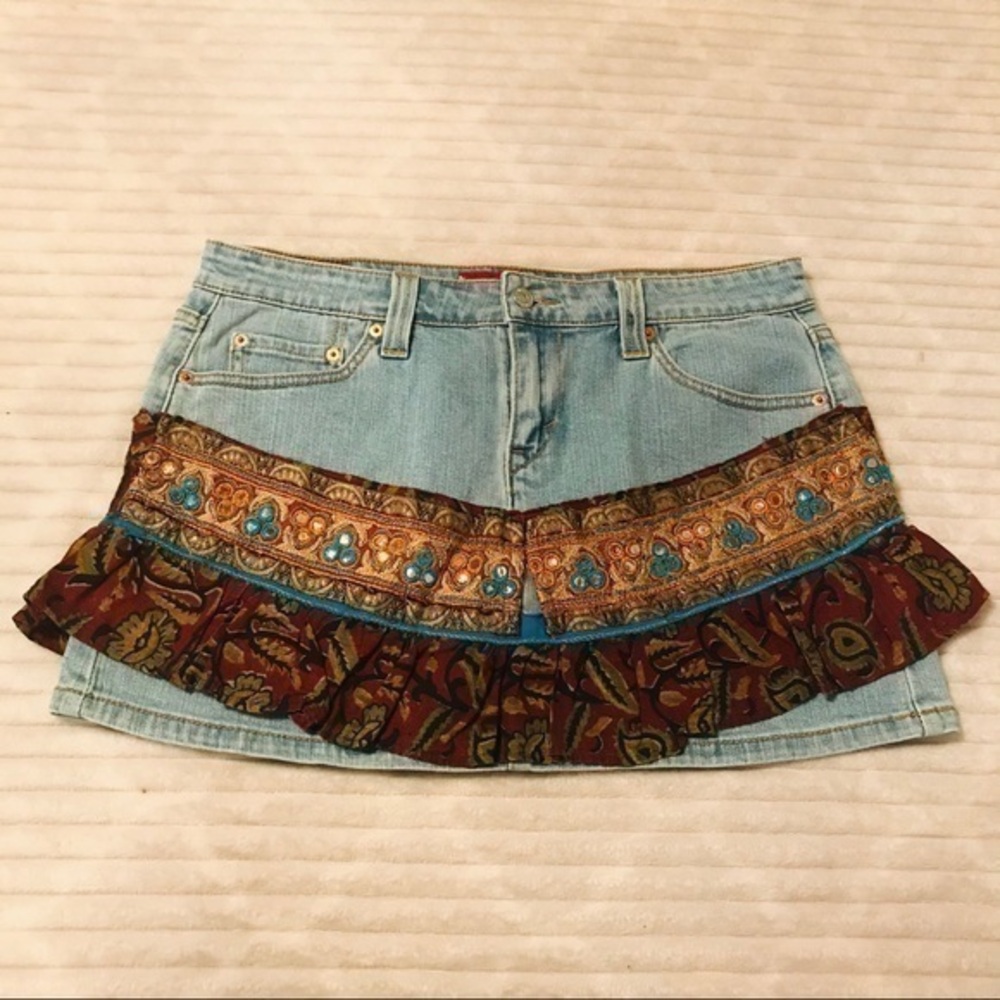 Levi’s Low Slouch Bohemian Gypsy Denim Skirt 11/12